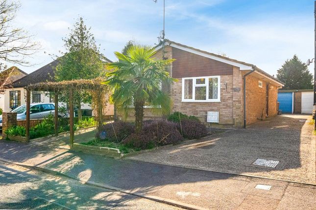 Hamilton Road, Kings Langley WD4 2 bed bungalow for sale