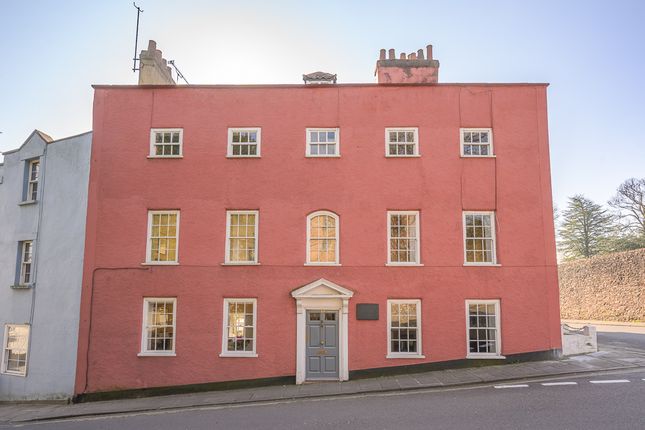 4 bed town house