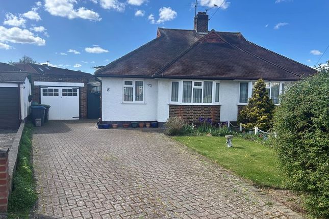 Whitehall Crescent, Chessington 3 bed semi