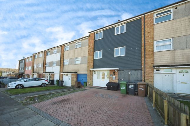 4 bed terraced house