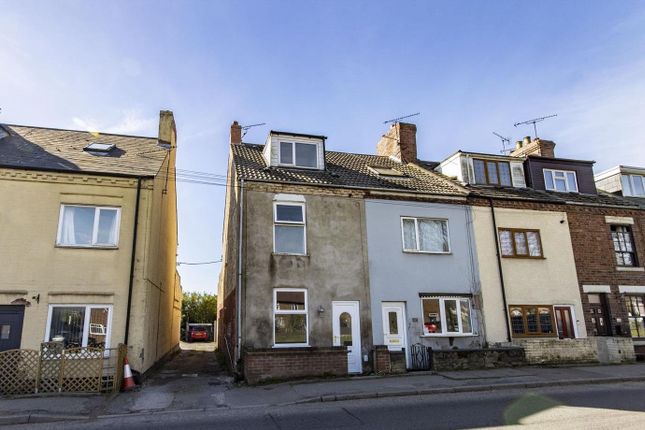 Creswell Road, Clowne, Chesterfield 3 bed terraced house for sale