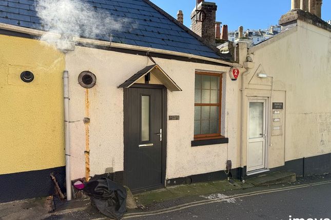 2 bedroom maisonette for sale