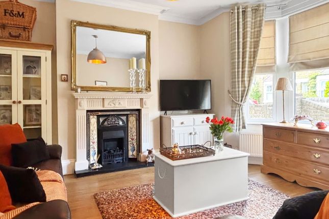 Park Road, Sittingbourne ME10 4 bed detached house for sale