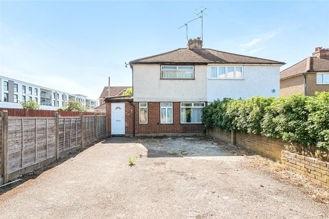 Molesey Road, Hersham, KT12 3 bed end of terrace house for sale