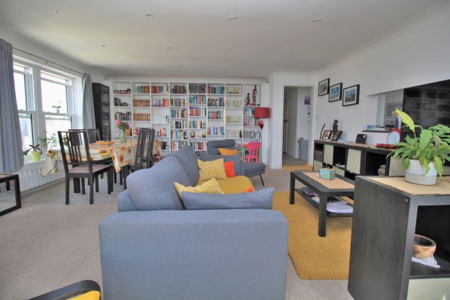 Kings Road, Brighton 3 bed apartment for sale