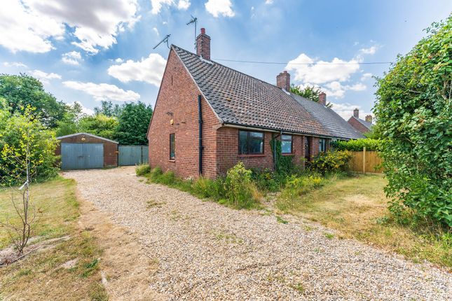 2 bedroom semi-detached bungalow for sale