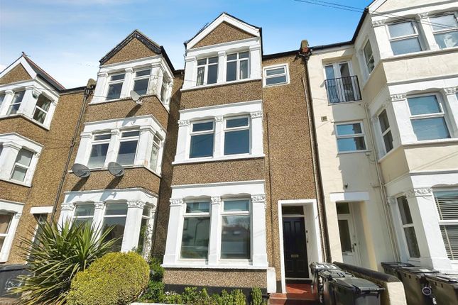 Albany Drive, Herne Bay 2 bed flat for sale