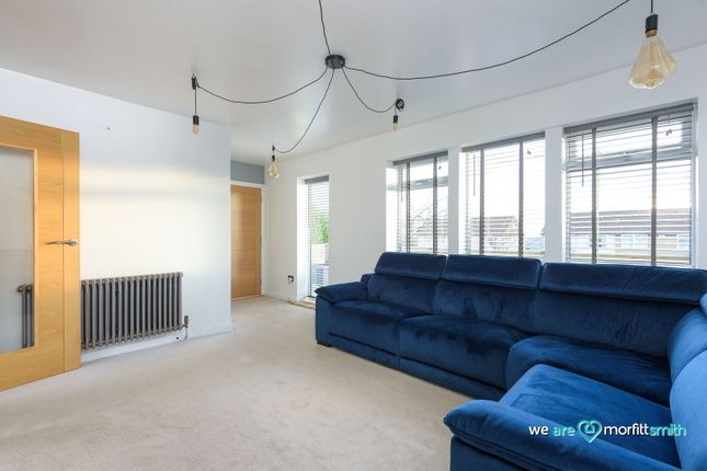 Wellgreen Road, Stannington... 3 bed semi