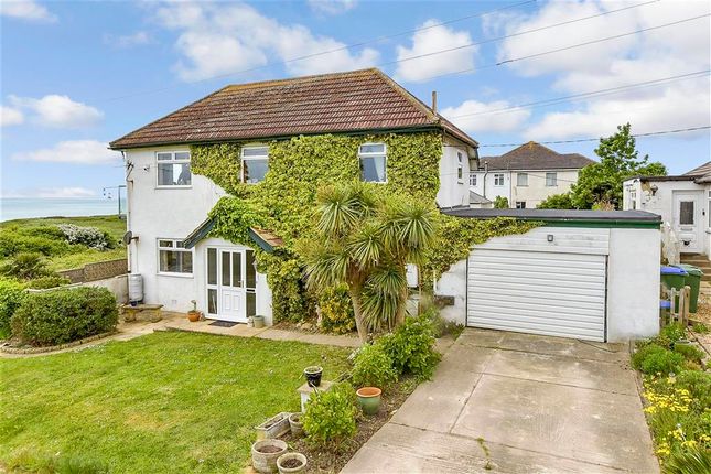 2 bed detached house