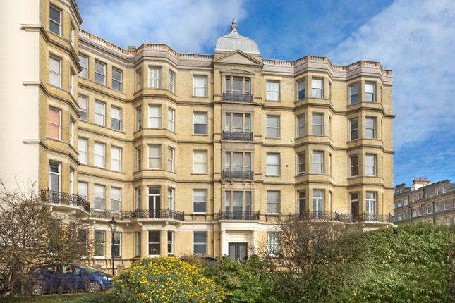 Grand Avenue Mansions, Hove, East... 3 bed flat for sale