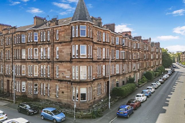 Flat 3/2, 181 Copland Road, Glasgow... 2 bed flat for sale