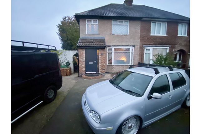 2 bedroom semi-detached house for sale