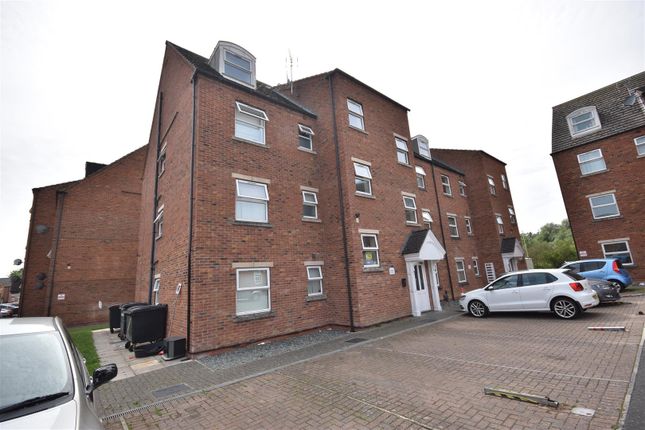 Willow Tree Close, Lincoln 2 bed apartment for sale