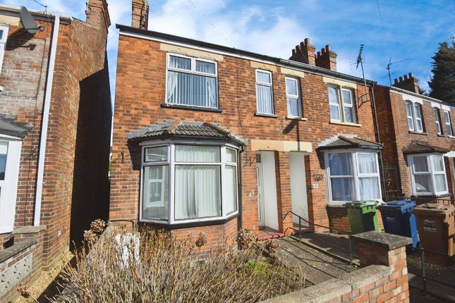 Milner Road, Wisbech, Cambs, PE13 2LR 3 bed semi