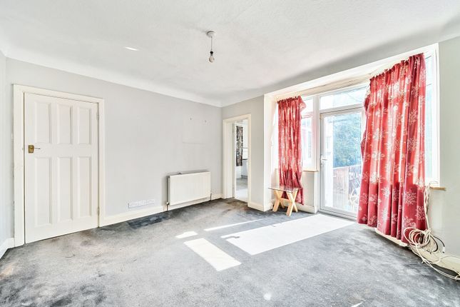 Wells Drive, London NW9 1 bed maisonette for sale