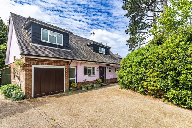 Lower Bury Lane, Epping 3 bed detached house for sale