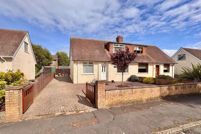 3 bedroom semi-detached villa for sale