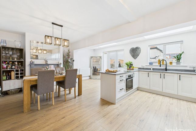 4 bedroom semi-detached house for sale