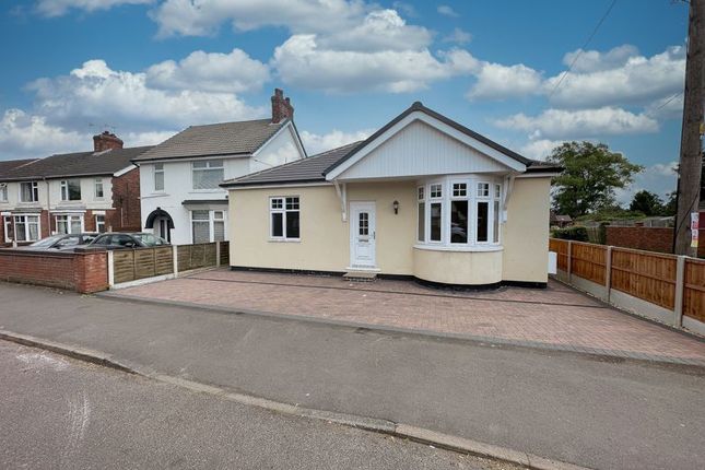 Ashby Road, Scunthorpe 3 bed detached bungalow for sale