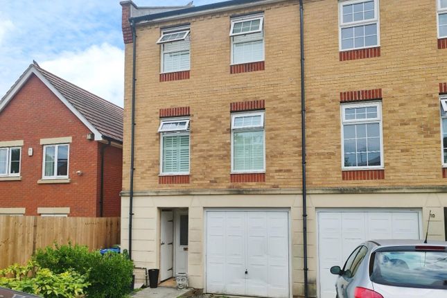 Somerville Rise, Bracknell 3 bed end of terrace house for sale