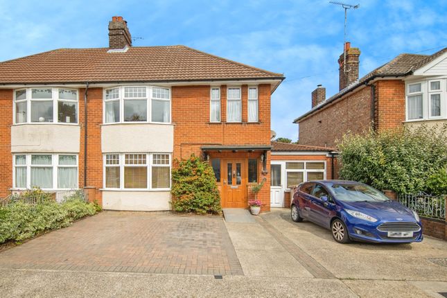 4 bedroom semi-detached house for sale