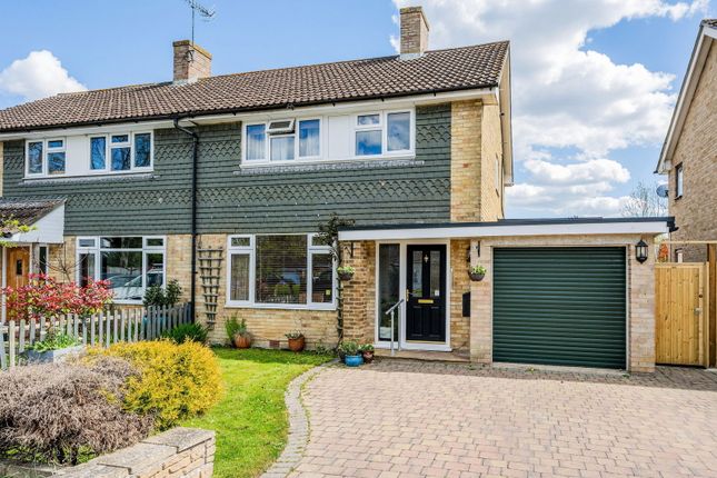 Headland Way, Lingfield RH7 3 bed semi