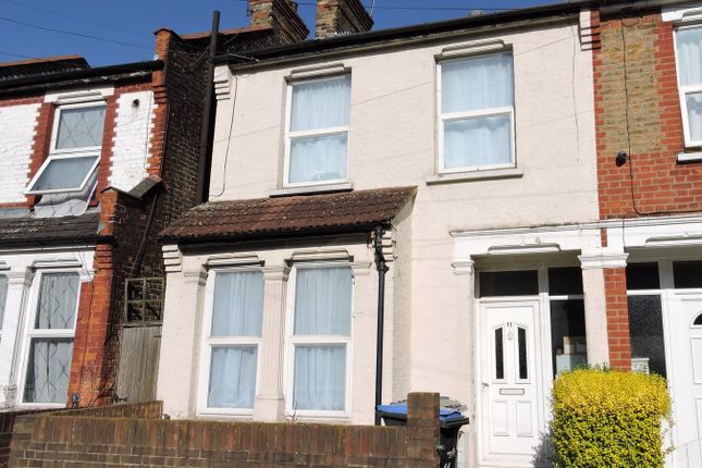 Kingsway, Enfield, Middlesex, EN3 2 bed end of terrace house for sale