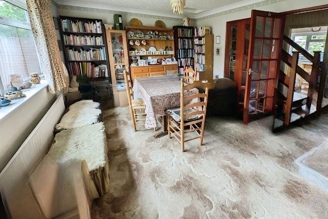 Kingfisher Road, Chipping Sodbury... 5 bed detached house for sale