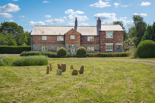 Broad Lane, Aughton L39 5 bed detached house for sale