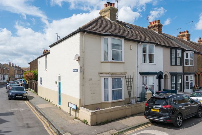 Regent Street, Whitstable 3 bed end of terrace house for sale
