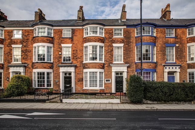 Falsgrave Road, Scarborough, YO12 3 bed terraced house for sale