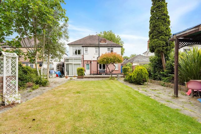 London Road, Twickenham, TW1 4 bed detached house for sale