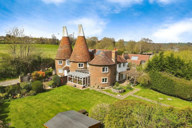Windmill Lane, Winchelsea TN36 5 bed detached house for sale