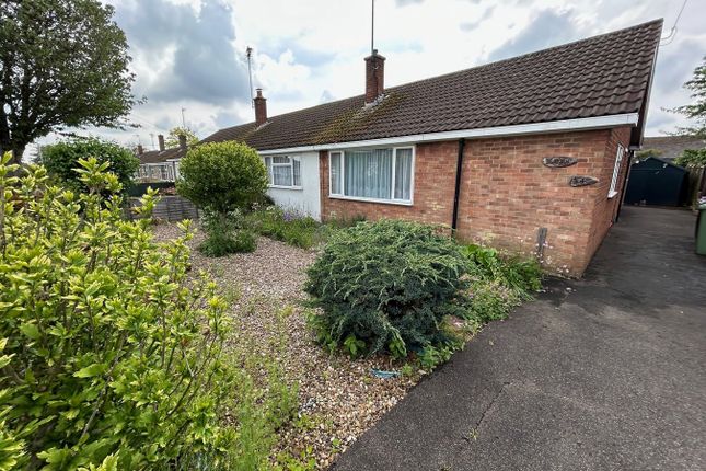 3 bedroom semi-detached bungalow for sale