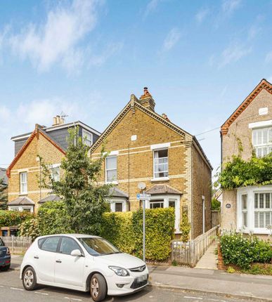 Elm Road, Kingston Upon Thames KT2 2 bed semi