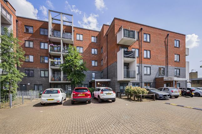 Nebula Court, Umbriel Place, London, E13 1 bed apartment for sale