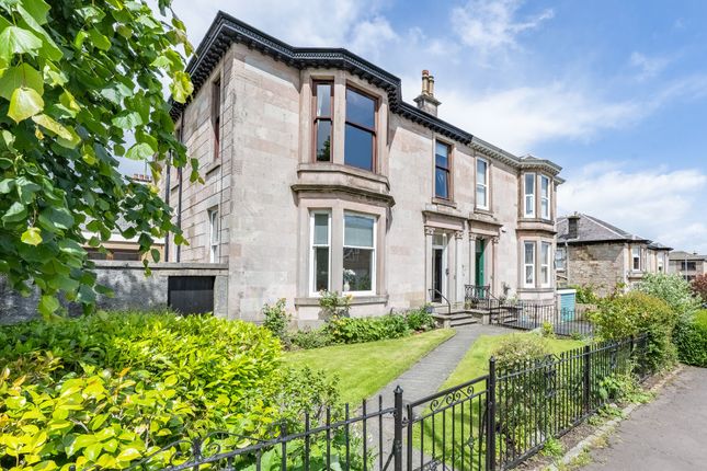 Margaret Street, Greenock, PA16 4 bed flat for sale