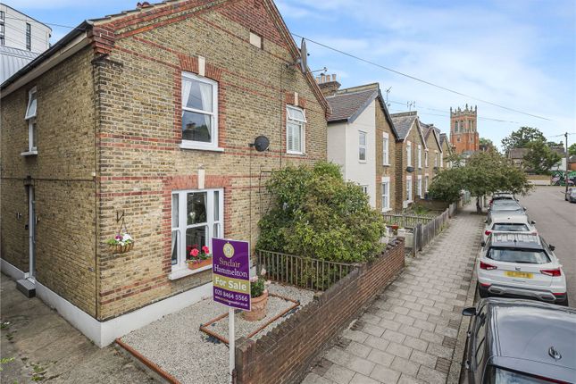 Newbury Road, Bromley, Kent, BR2 3 bed semi