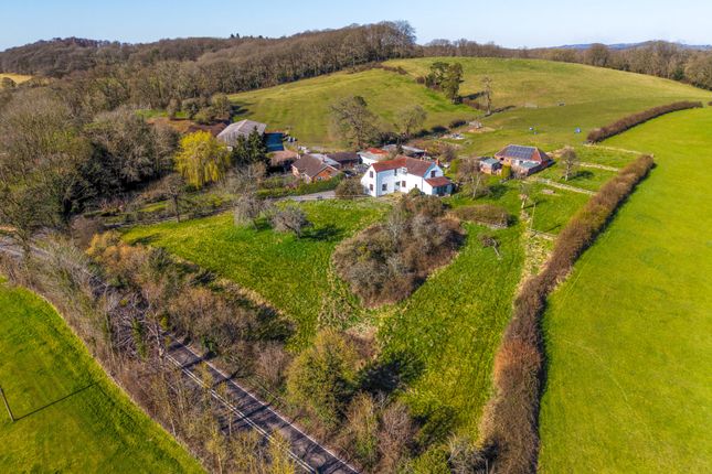 4 bed detached house