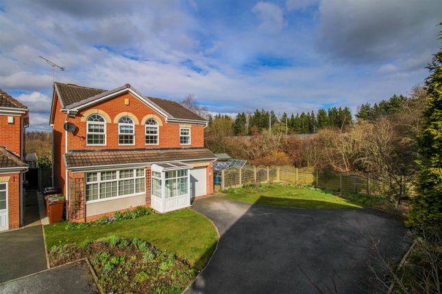 Virginia Gardens, Wakefield WF3 4 bed detached house for sale