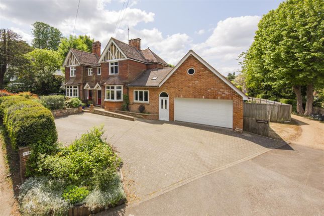 4 bedroom semi-detached house for sale