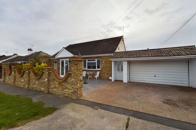 Park Road, Canvey Island, SS8 5 bed detached house for sale