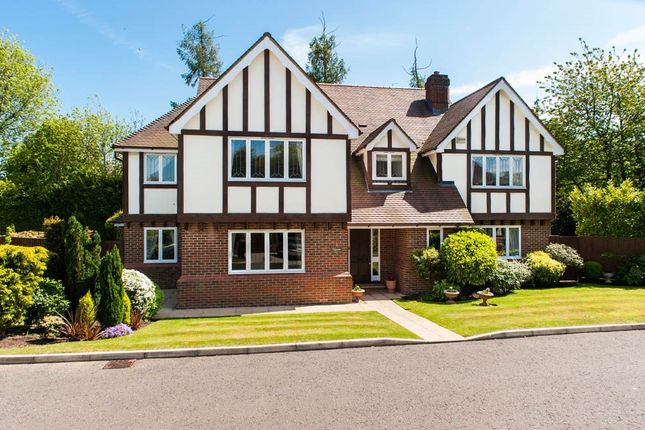 Manor Close, Penn, Buckinghamshire, HP10 5 bed detached house for sale