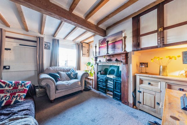 2 bedroom cottage for sale