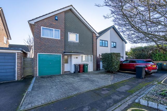Clydesdale Avenue, Chichester 4 bed detached house for sale