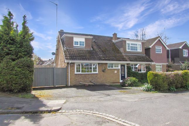 Blacksmiths Common, Luton LU4 4 bed detached house for sale