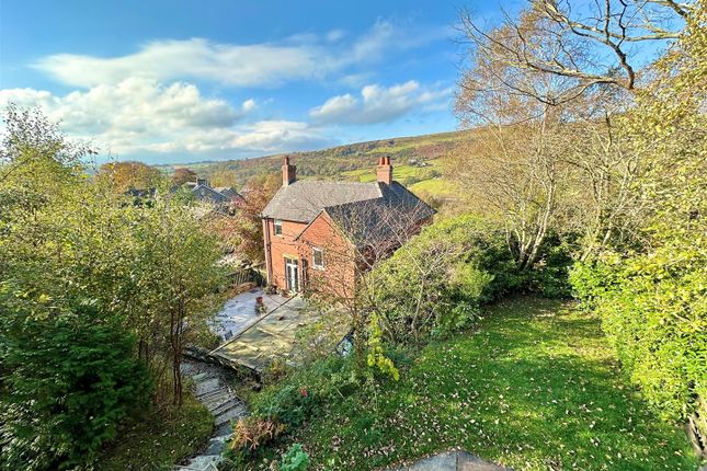 New Mills Road, High Peak SK22 3 bed detached house for sale