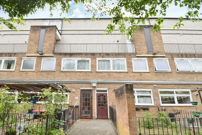 2 bed maisonette