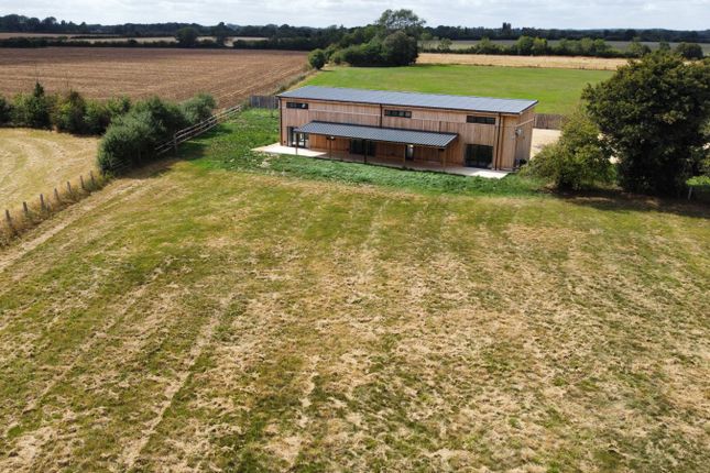 Lechlade, Gloucestershire, GL7 4 bed detached house for sale
