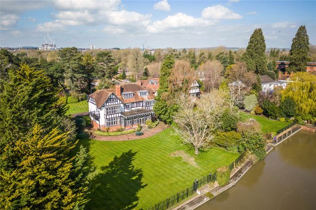 Chauntry Road, Maidenhead, Berkshire... 6 bed detached house for sale